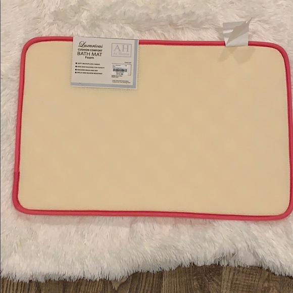 Bath Mat - Picture 2 of 4